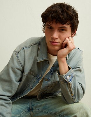 AE Relaxed Fit Denim Jacket - Light Blue