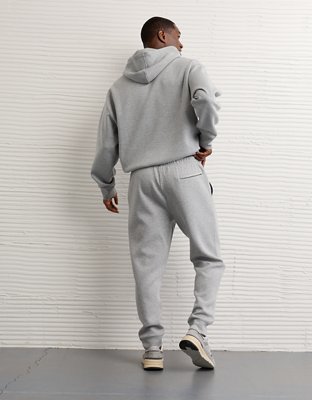 AE 24/7 Michigan Wolverines Graphic Jogger - Medium Heather Gray