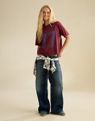 AE Oversized Sporty Graphic T-Shirt - Bordeaux