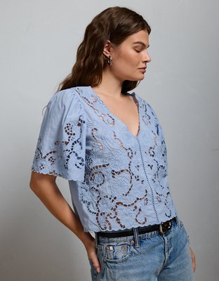 AE77 Eyelet Lace Short-Sleeve Blouse - Light Blue