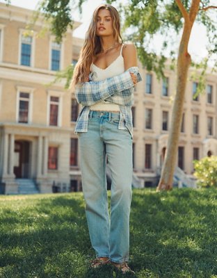 AE Low-Rise Classic Straight Jean
