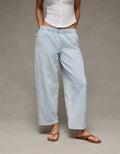AE Low-Rise Pull-On Barrel Jean - Light Wash