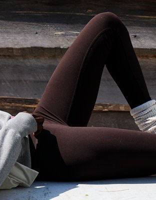 OFFLINE By Aerie The Hugger High Waisted Legging - Deep Earth