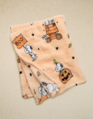 AE Snoopy Halloween Blanket - Orange