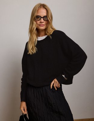 AE77 Cashmere-Blend Crew Neck Sweater - Black