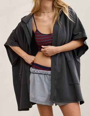 Aerie Hooded Fleece Cape - Smoked Gray