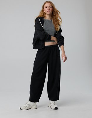 OFFLINE By Aerie Cloud Fleece Barrel Leg Pant - True Black