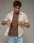 AE Standard Fit Poplin Short-Sleeve Button-Up Shirt - Red