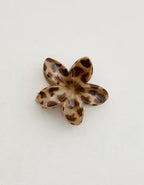 Aerie Flower Claw Clip - Torte