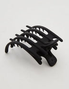 OFFLINE By Aerie Flat Claw Clip - True Black