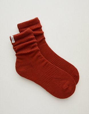 OFFLINE By Aerie Short Scrunch Socks - Red Velvet
