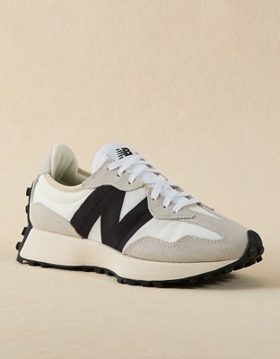 New Balance Women's 327 Sneaker - Black